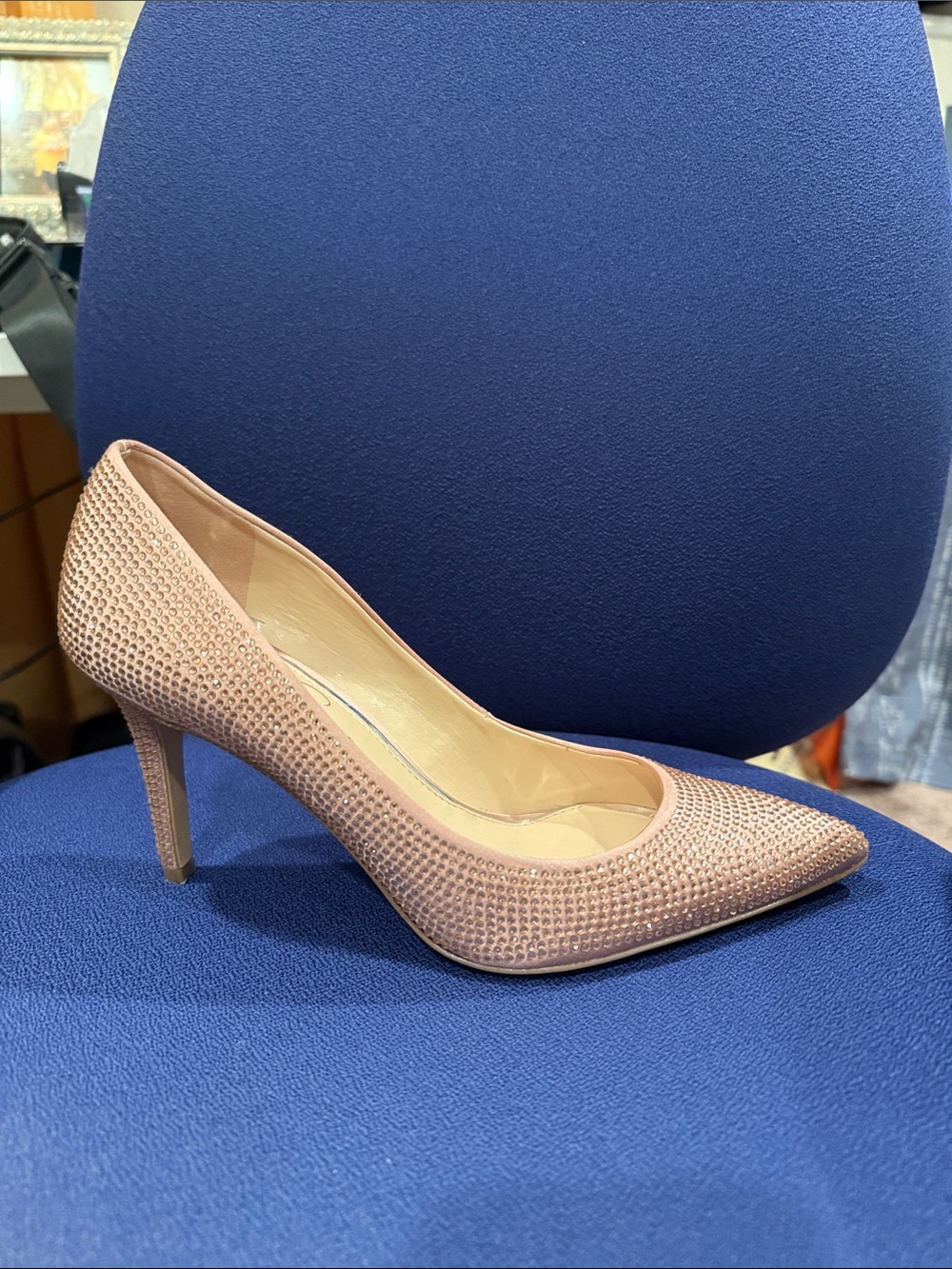 Jessica Simpson Pink Blush Rhinestone Pointed-Toe Pumps Flawless